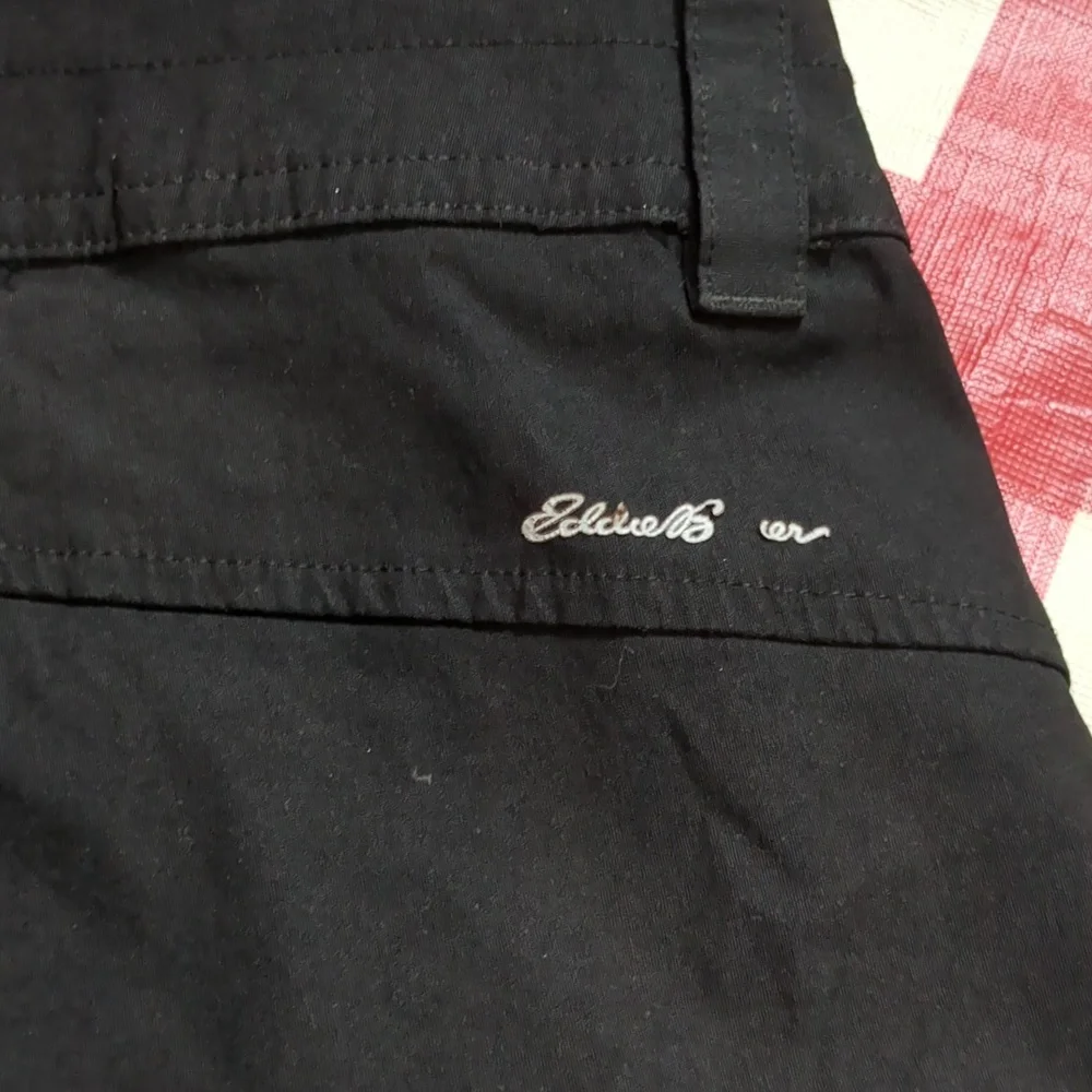 Eddie Bauer Womens Shorts Size 12 (Lot Of 2) - Picture 9 of 9